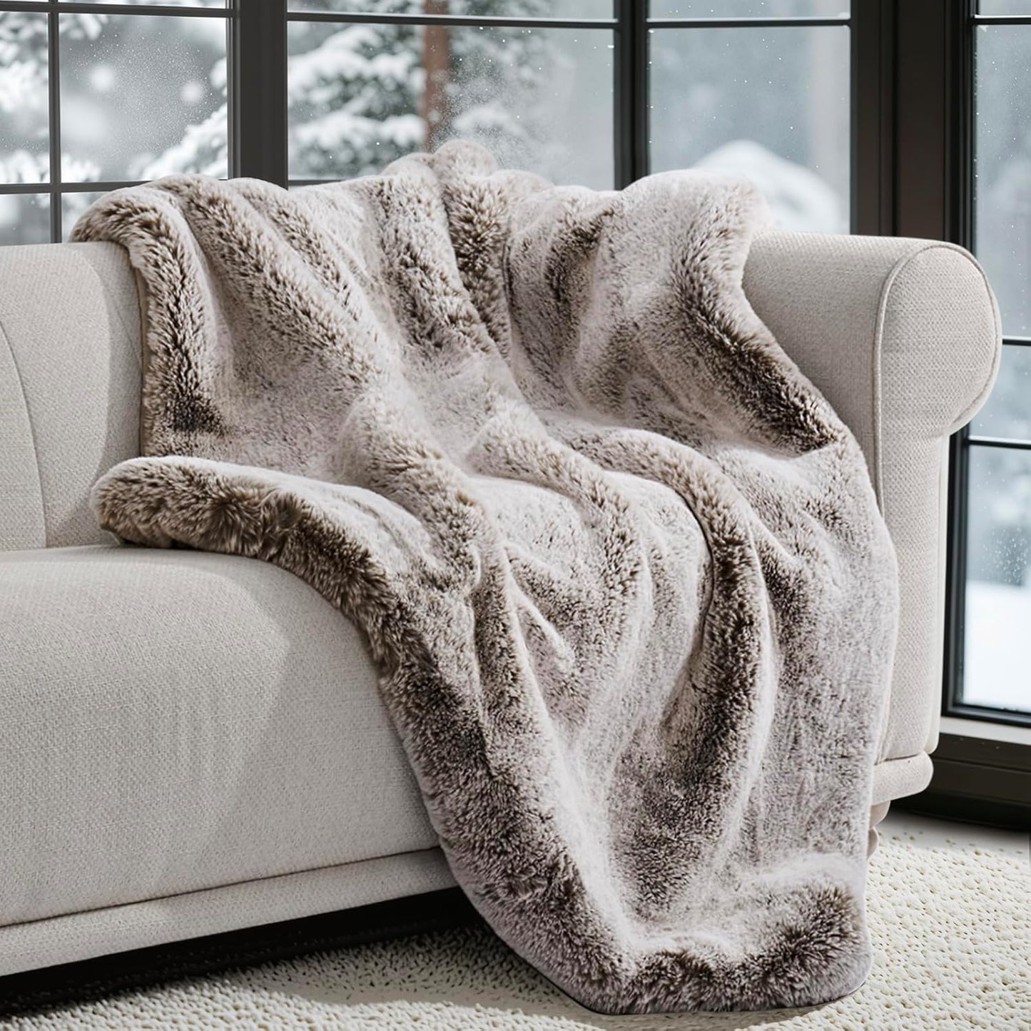 EVERGRACEHOME Luxury Soft Faux Chinchilla Fur Throw Blanket for Couch, Warm Thick Heavy Winter Throw Blanket 1220GSM for Bed, Fluffy Cozy Mink Blanket with Reversible Velvet, Champagne Fawn, 60"x80"