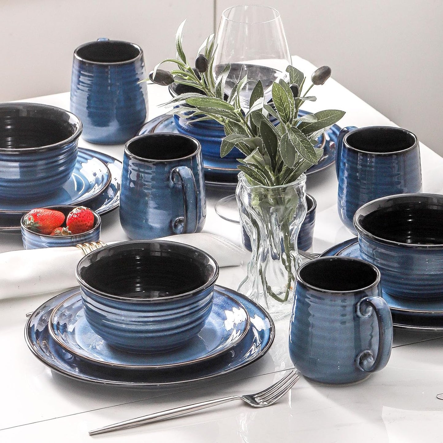 Hasense Salad Dessert Plates, 8 Inch Ceramic Dinner Plate Set of 6, Small Round Serving Dishes for Appetizer, Fruit, Cake, Snack, Blue Reactive Glaze Kitchen Gift, Microwave Dishwasher Safe