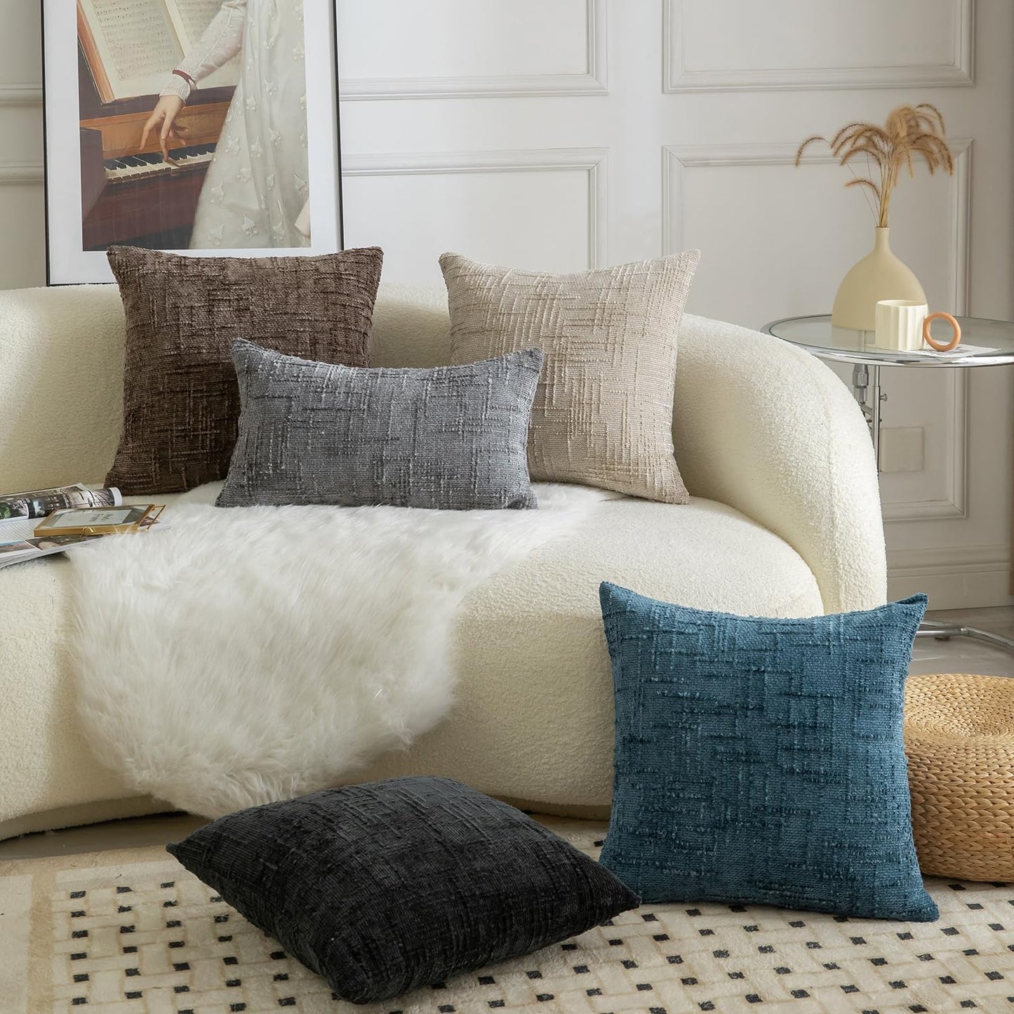 MANDIOO Pack of 2 Soft Chenille Textured Throw Pillow Covers Square Accent Solid Decorative Cushion Cover Cozy Farmhouse Pillow Case for Couch Sofa Bed Living Room 16x16 Inch Navy Blue