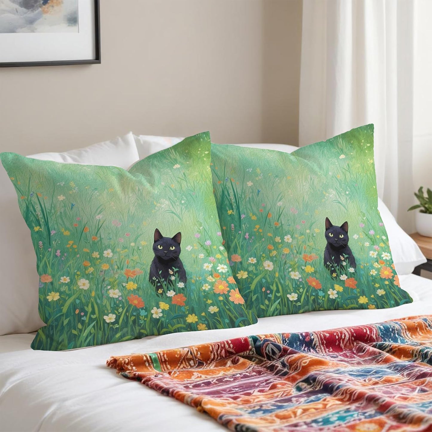 Floral Black Cat Pillow Covers 18x18, Cats Lovers Lady Gifts, Cat Gifts for Mom Mother's Day, Cats in Green Field Meadow Decorative Pillow Covers for Home Bedroom Living Room Office Decor