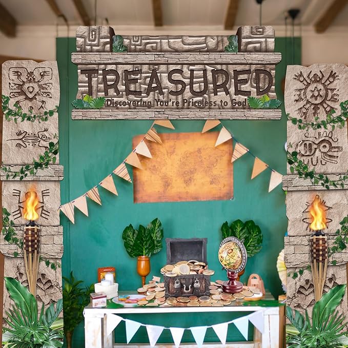 3 Pcs Jungle Safari Treasure Door Decorations Treasure Adventure Hunt Porch Banner Tropical Rainforest Leaves Safari Party Hanging Door Banner for Halloween Trunk or Treat Decorations