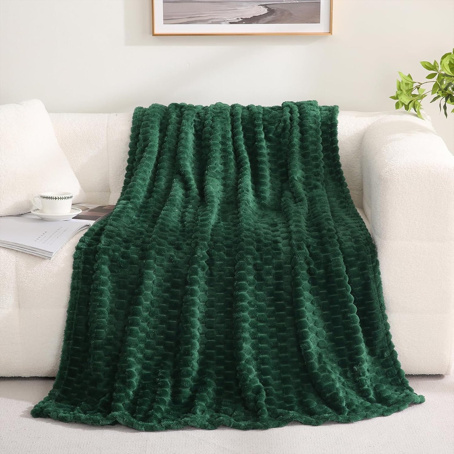 Dark Hunter Green Throw Blanket 50"×60" inches Fuzzy 3D Jacquard Decorative Flannel Fleece Super Soft Plush Cozy Blanket for Couch Sofa Chair Lightweight