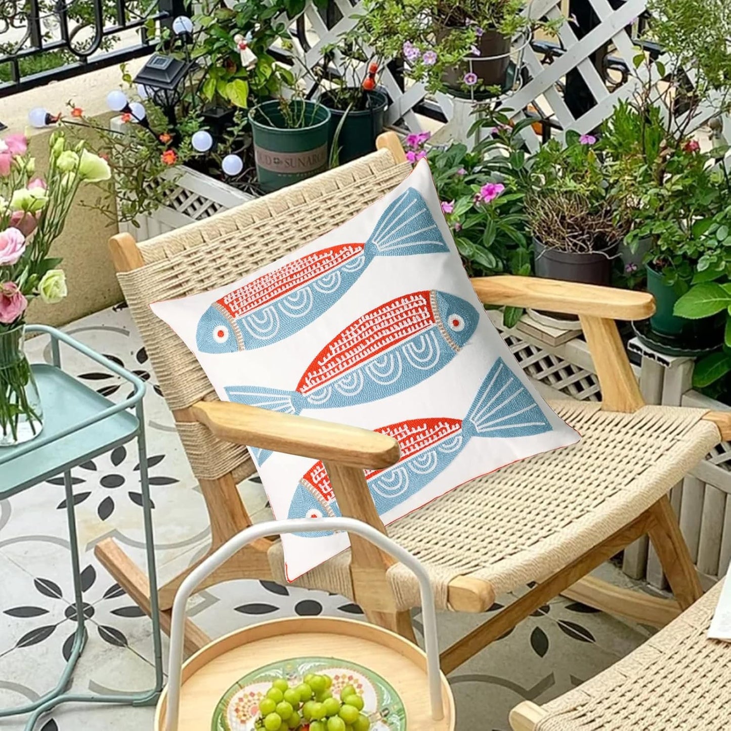 1 PCS Embroidered Throw Pillow Cover Cotton Decorative Square Cushion Cases for Home Sofa Bed and Chair 18 x 18 Inch (Red Fish)