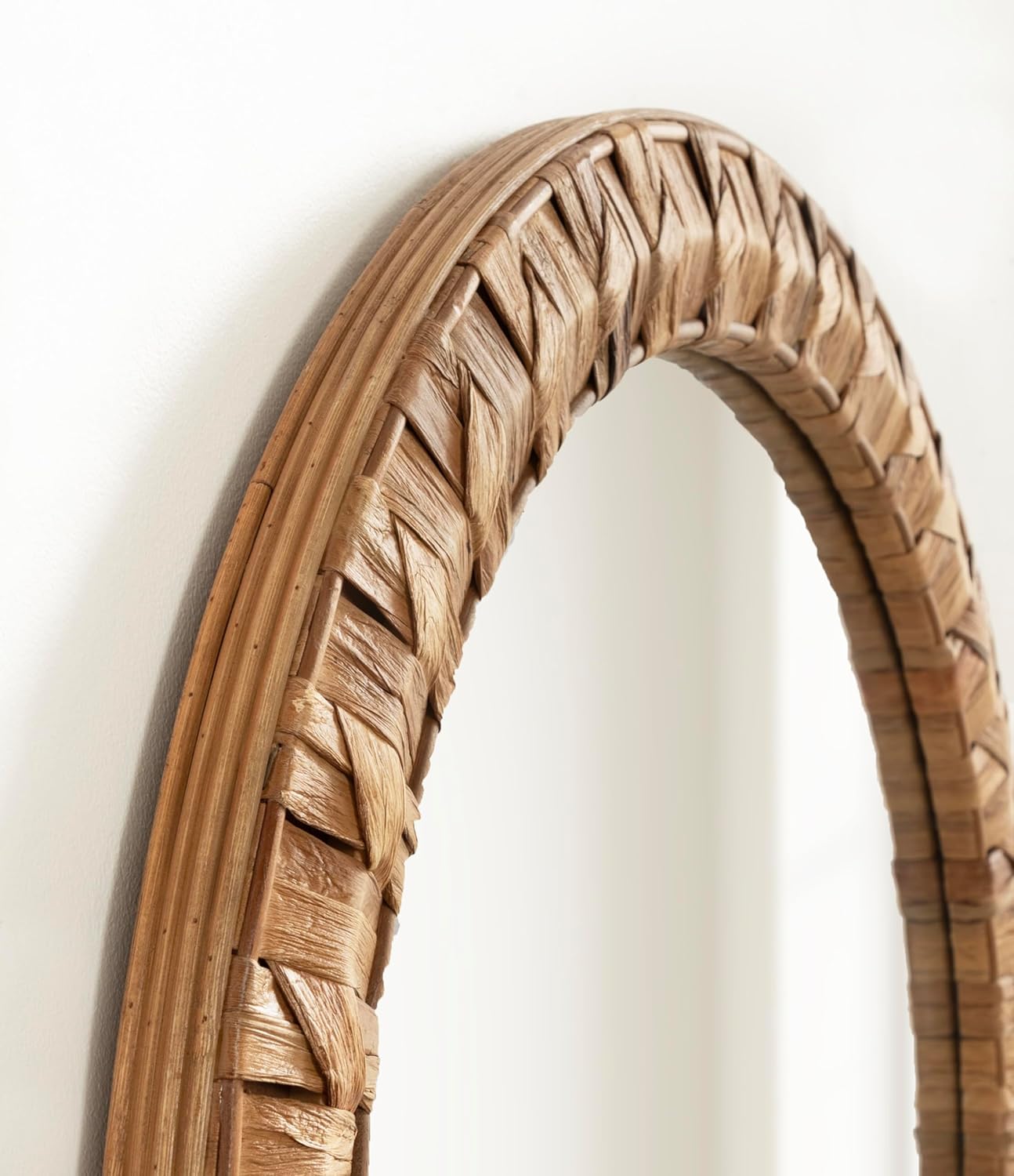 Kate and Laurel Laalima Boho Woven Round Mirror, 26 Inch Diameter, Rustic Brown, Decorative Circle Mirror with Authentic Water Hyacinth Frame for Coastal Mirror Decor