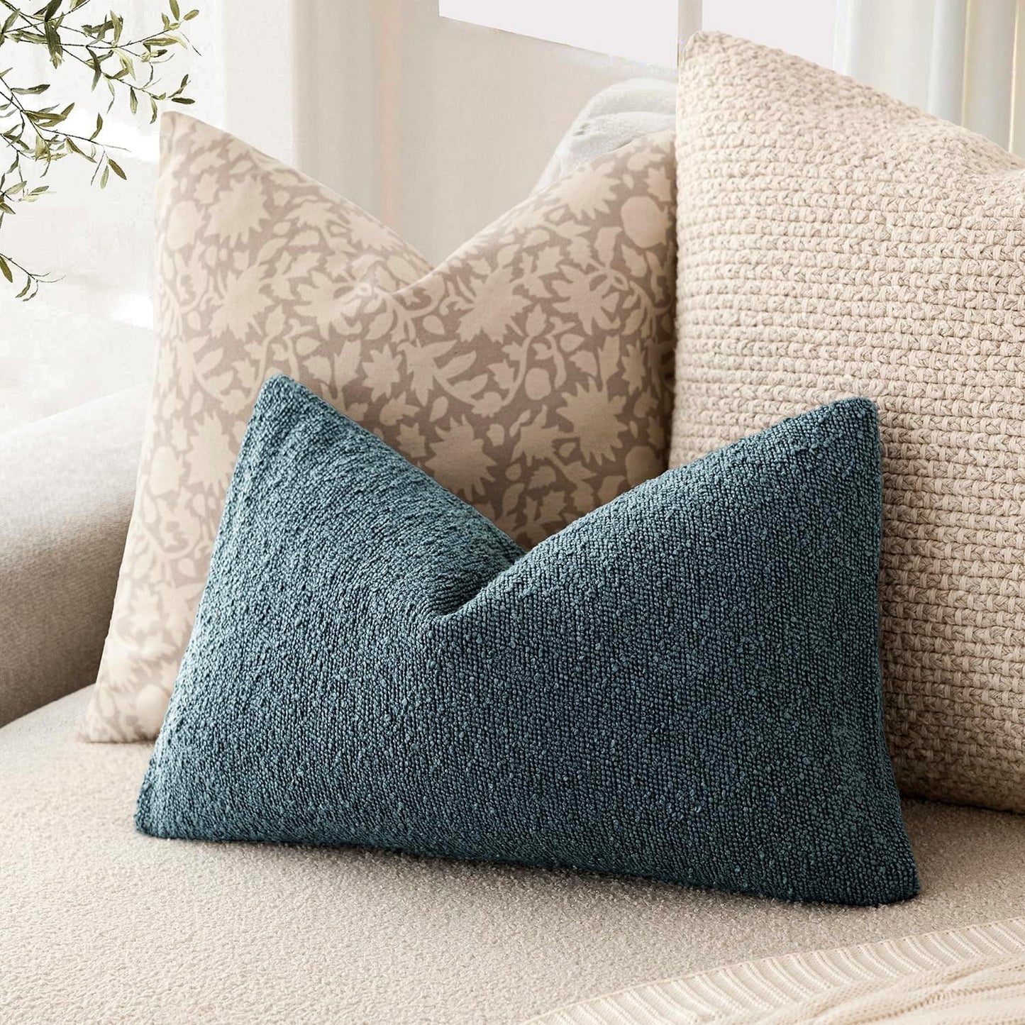 Foindtower Pack of 2 Textured Boucle Throw Pillow Covers Accent Solid Decorative Lumbar Pillow Cases Cozy Couch Cushion Case for Chair Sofa Bedroom Living Room Home Decor 12x20 Inch Misty Blue