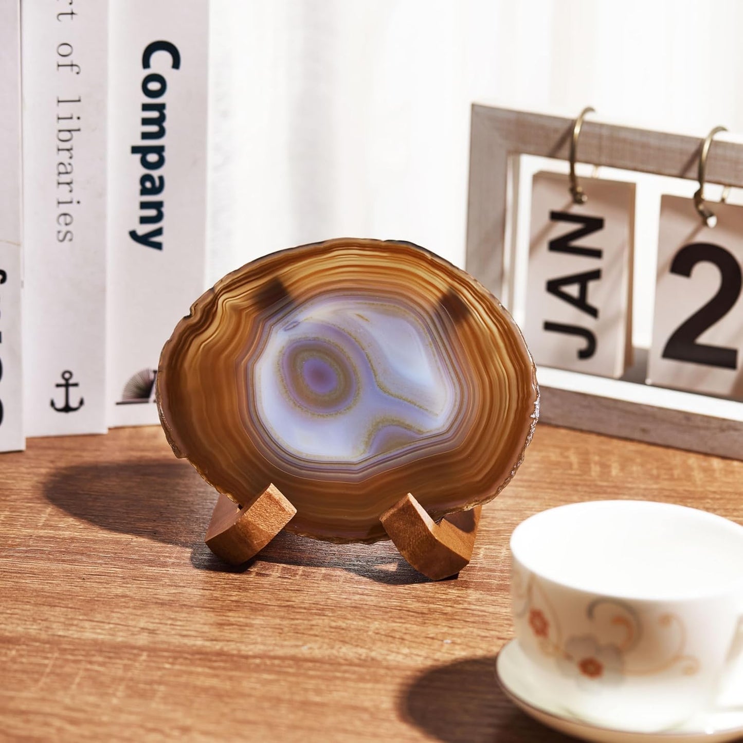 Luxury Lane Large Natural Brazilian Agate Slice Geode Rock Stone Drink Coaster with Wood Holder 4.7-5.5 inch Centerpiece Table Decoration, Oak Brown