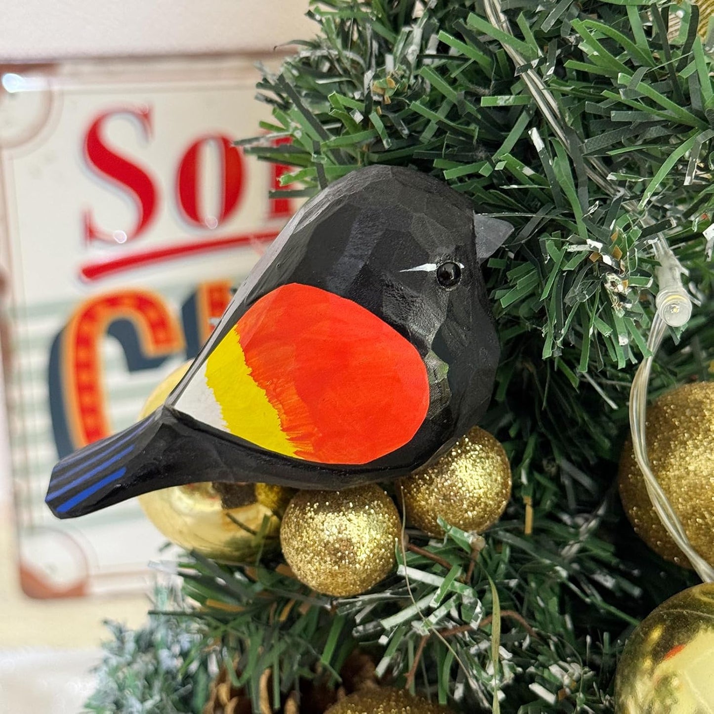 LWINGFLYER Wooden Bird Figurines Artificial Realistic Red-Winged Blackbird for Christmas Decoration, Artificial Bird Statue,Gift for Bird Lovers, Carved Small Animal Ornament Christmas Home Decor