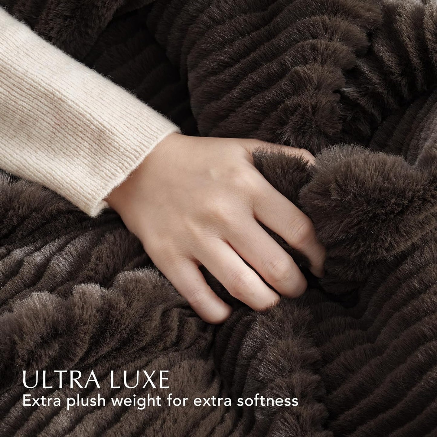 EVERGRACEHOME Ultra Soft Faux Fur Throw Blanket for Couch, Luxury Sculpted Texture Faux Rabbit Fur Blanket for Bed, Fluffy Thick Plush Warm Fuzzy Throw, 920GSM (Dark Brown, 50''x60'')