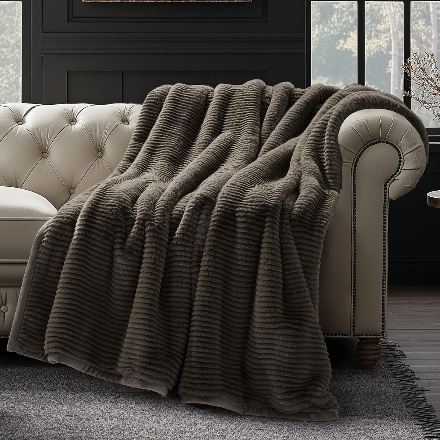 EVERGRACEHOME Ultra Soft Faux Fur Throw Blanket for Couch, Luxury Sculpted Texture Faux Rabbit Fur Blanket for Bed, Fluffy Thick Plush Warm Fuzzy Throw, 920GSM (Dark Taupe, 60''x80'')