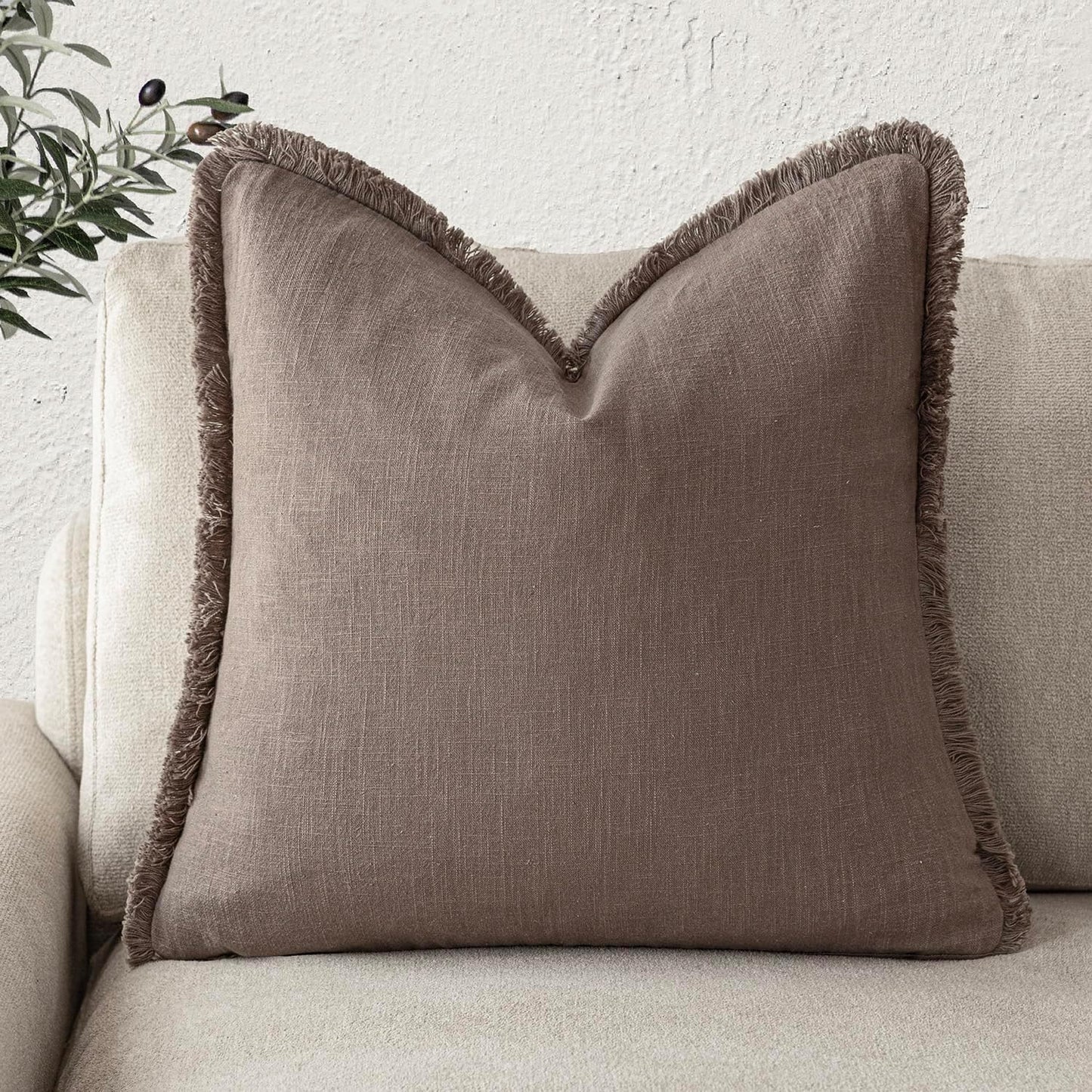Foindtower Decorative Linen Fringe Throw Pillow Covers Cozy Boho Farmhouse Cushion Cover with Tassels Soft Accent Pillowcase for Chair Sofa Bed Living Room Home Decor, 24×24 Inch,1PC,Light Coffee