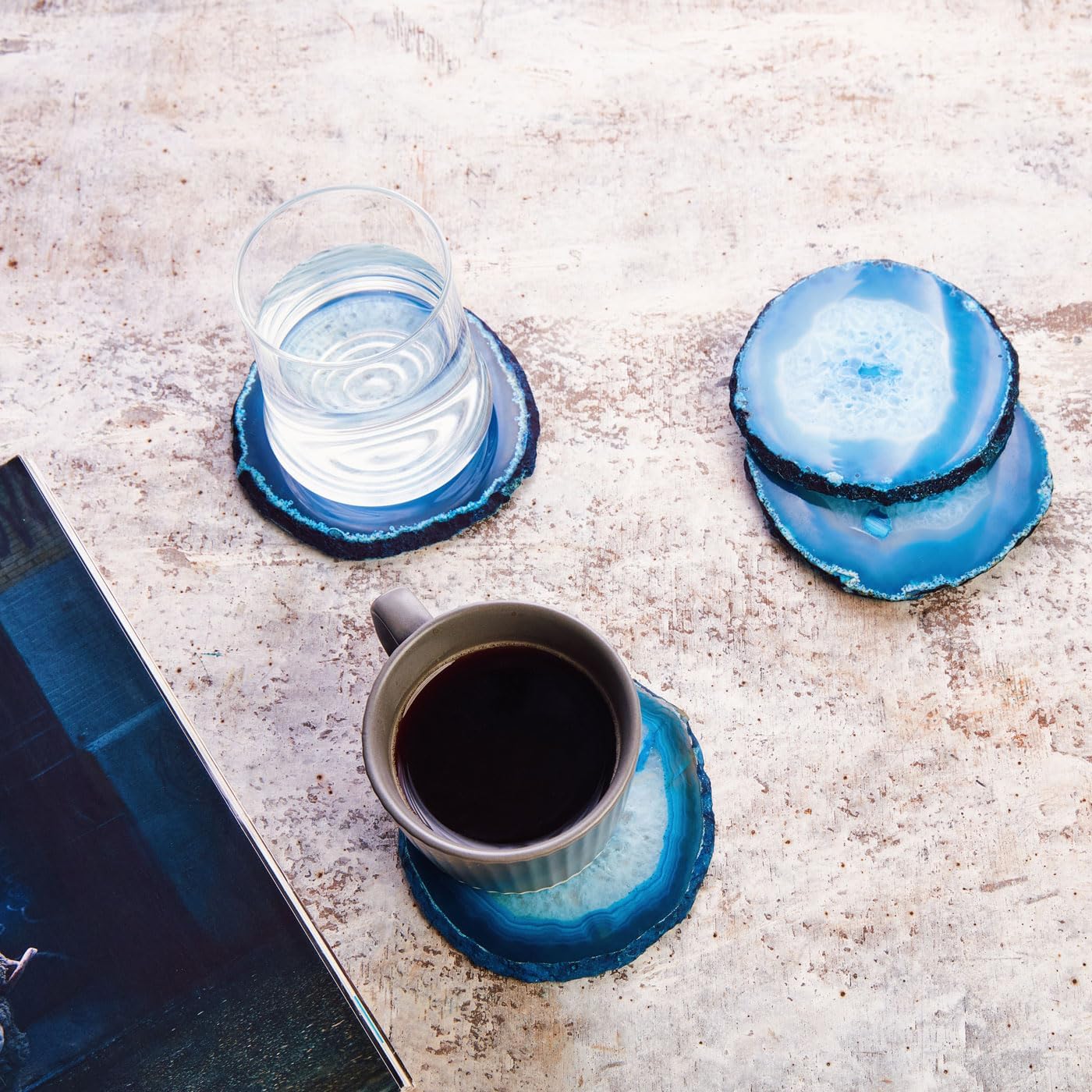 Luxury Lane Set of 4 Large Natural Brazilian Agate Slice Geode Rock Stone Drink Coasters with Wood Holder 4.3-4.7 inch Centerpiece Table Decoration, Ocean Blue