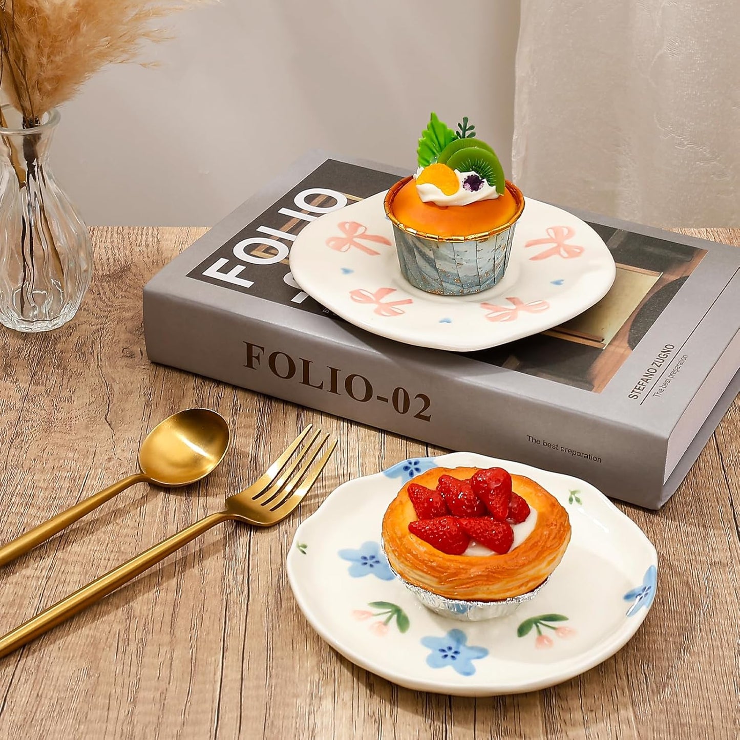 Koythin Ceramic Dessert Plates, Cute Fruits Dinner Plate, Creative Plates Design, Printed Flowers Dinnerware for Office and Home, Kitchen Plates for Desserts (Blue Flowers and Tulip)