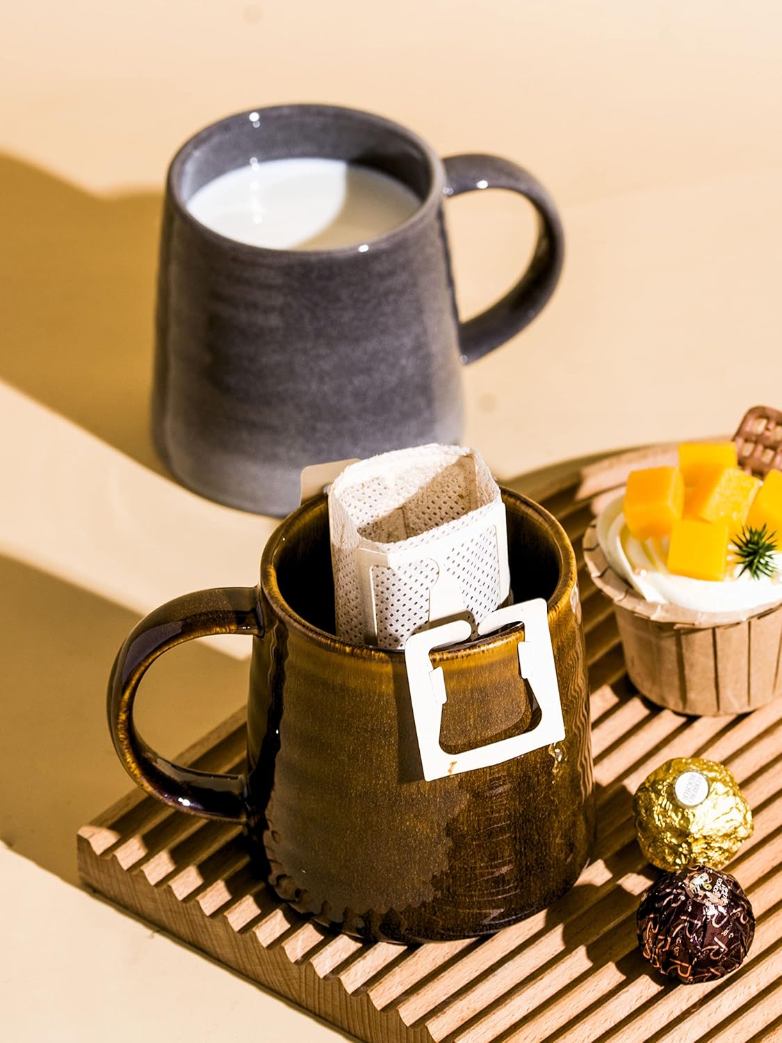 Large Ceramic Coffee Mugs, Handmade Pottery Mug, Tea Cups with Handle for Office and Home, 16 oz, Dishwasher and Microwave Safe (Gold)