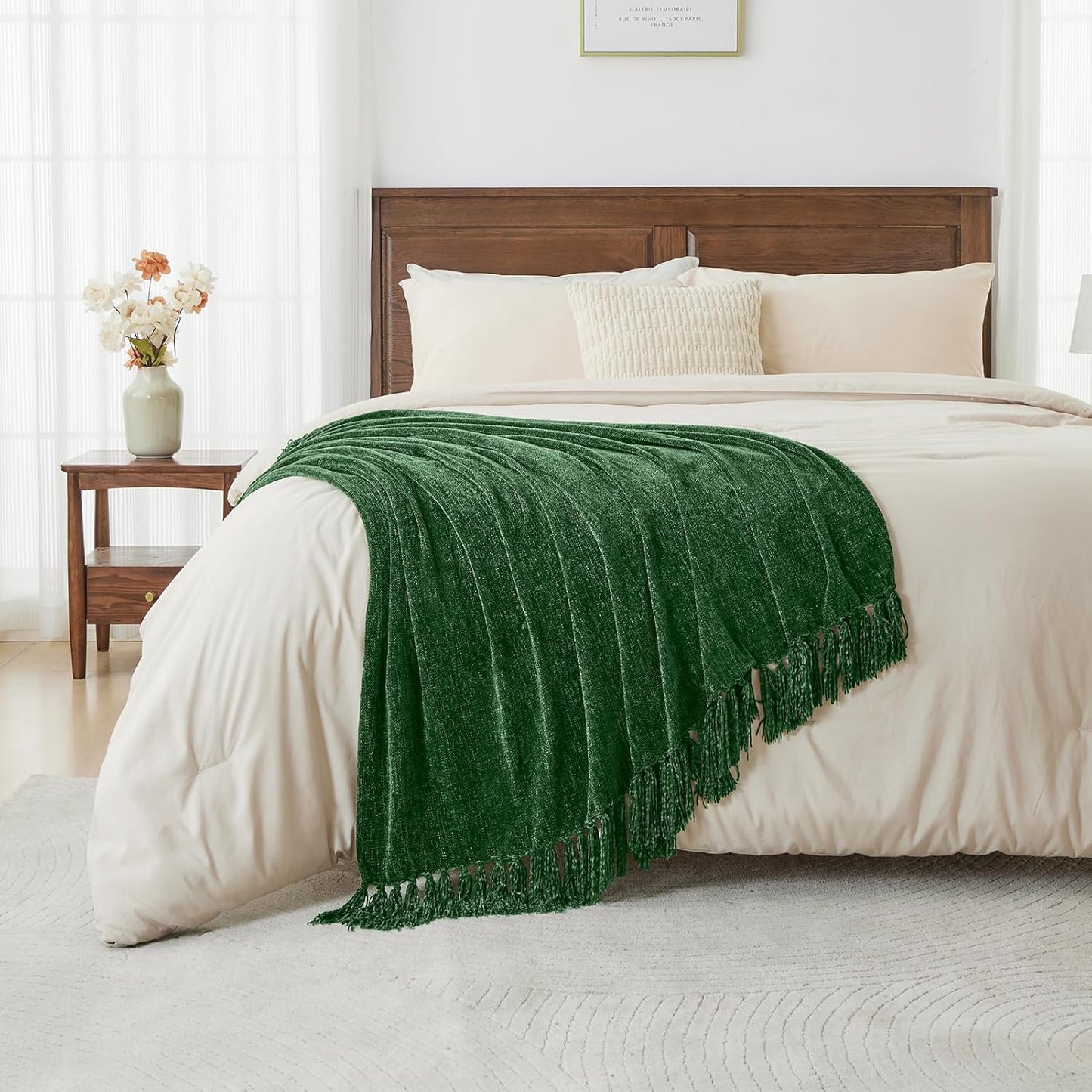 CozeCube Chenille Throw Blanket for Couch, Cozy Plush Fuzzy Decorative Christmas Green Blanket with Fringe Tassels, Lightweight Throws for Bed Sofa Gift Home Decor, 60"X80"
