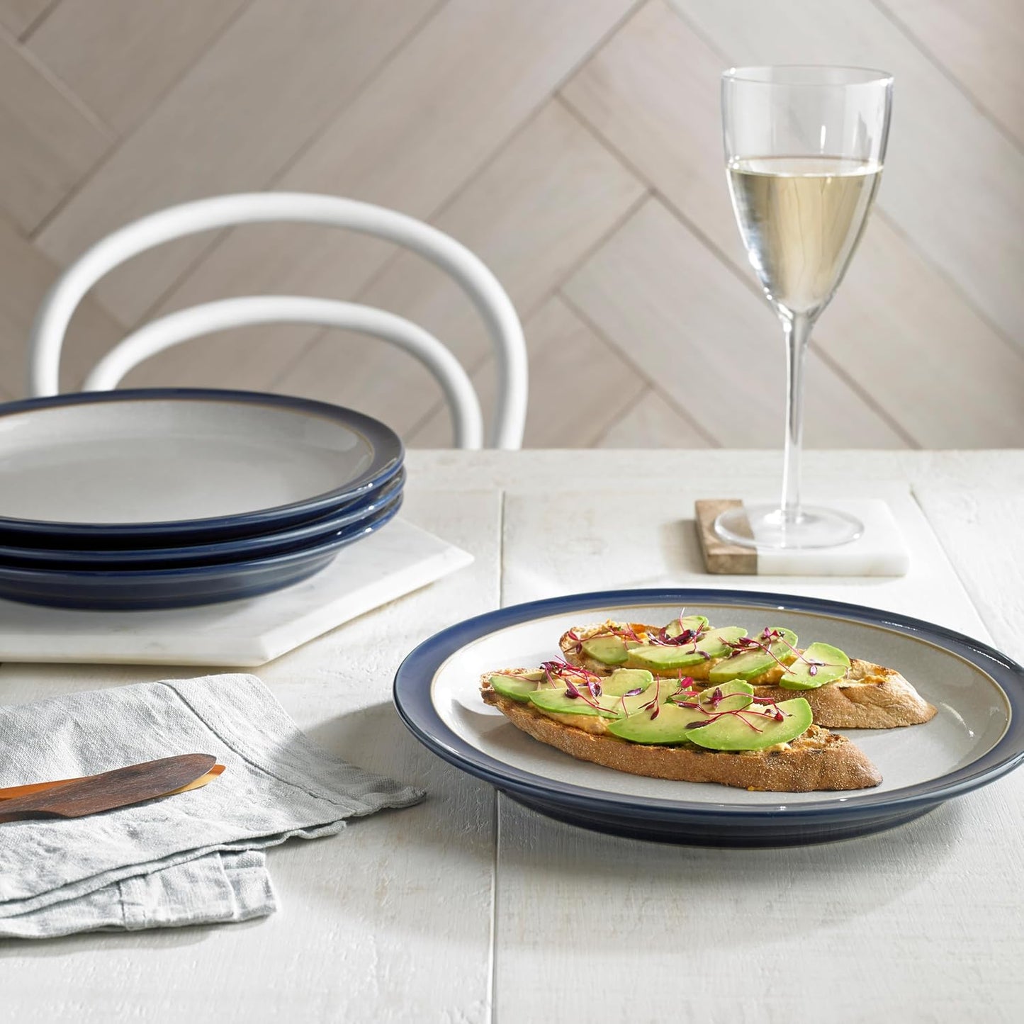 Denby - Elements Dark Blue Medium Plates Set of 4 - Contemporary Design - Ceramic Stoneware Tableware - Dishwasher & Microwave Safe - 8.6in Scratch Resistant Everyday Lunch, Salad Plates