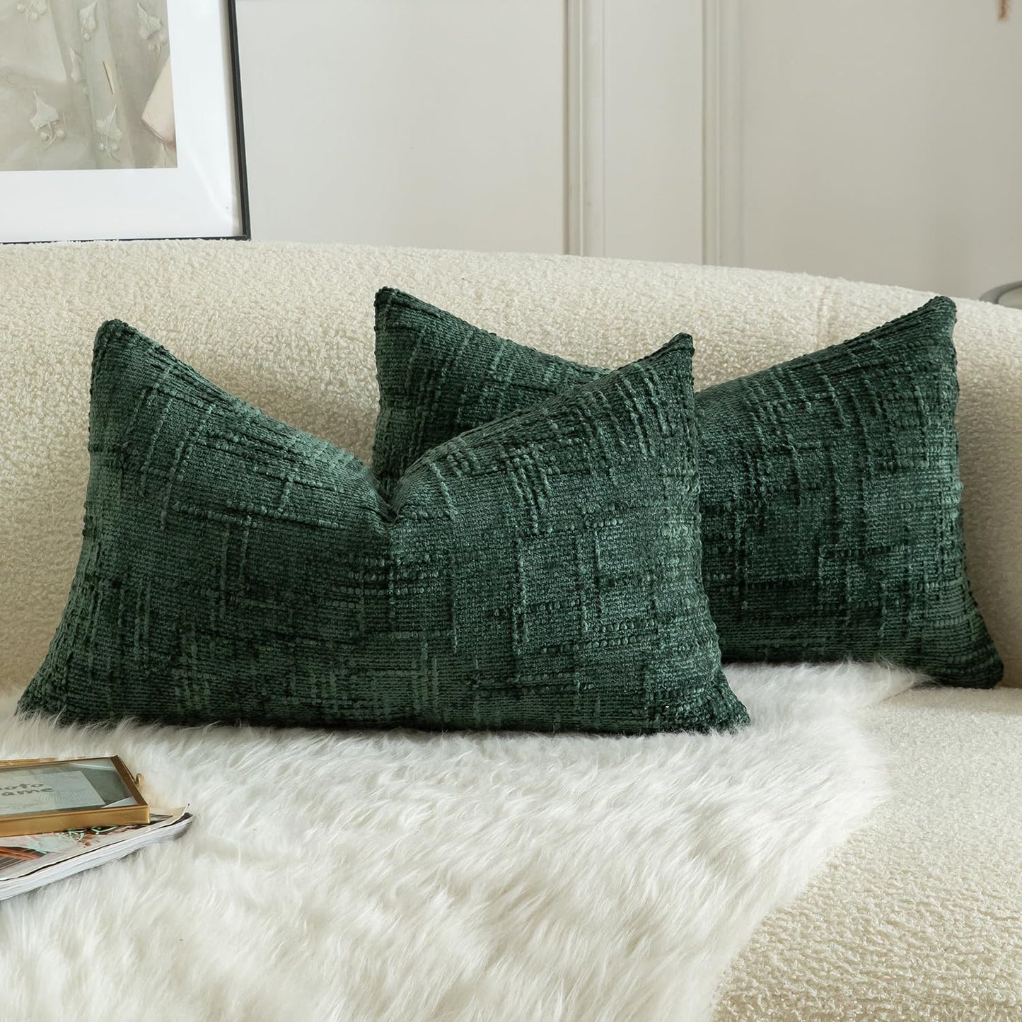 MANDIOO Pack of 2 Soft Chenille Textured Throw Pillow Covers Lumbar Accent Solid Decorative Cushion Cover Cozy Farmhouse Pillow Case for Couch Sofa Bed Living Room 16x24 Inch Dark Green