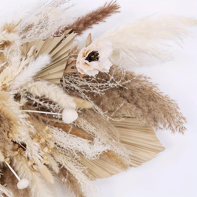 1pc DIY Modern Minimalist Pampas Grass Wall Decor – 35 Inch Natural Beige and Brown Reed Grass Arrangement for Bedroom, Office, and Gallery Walls(Ivory Cascade Wreath)