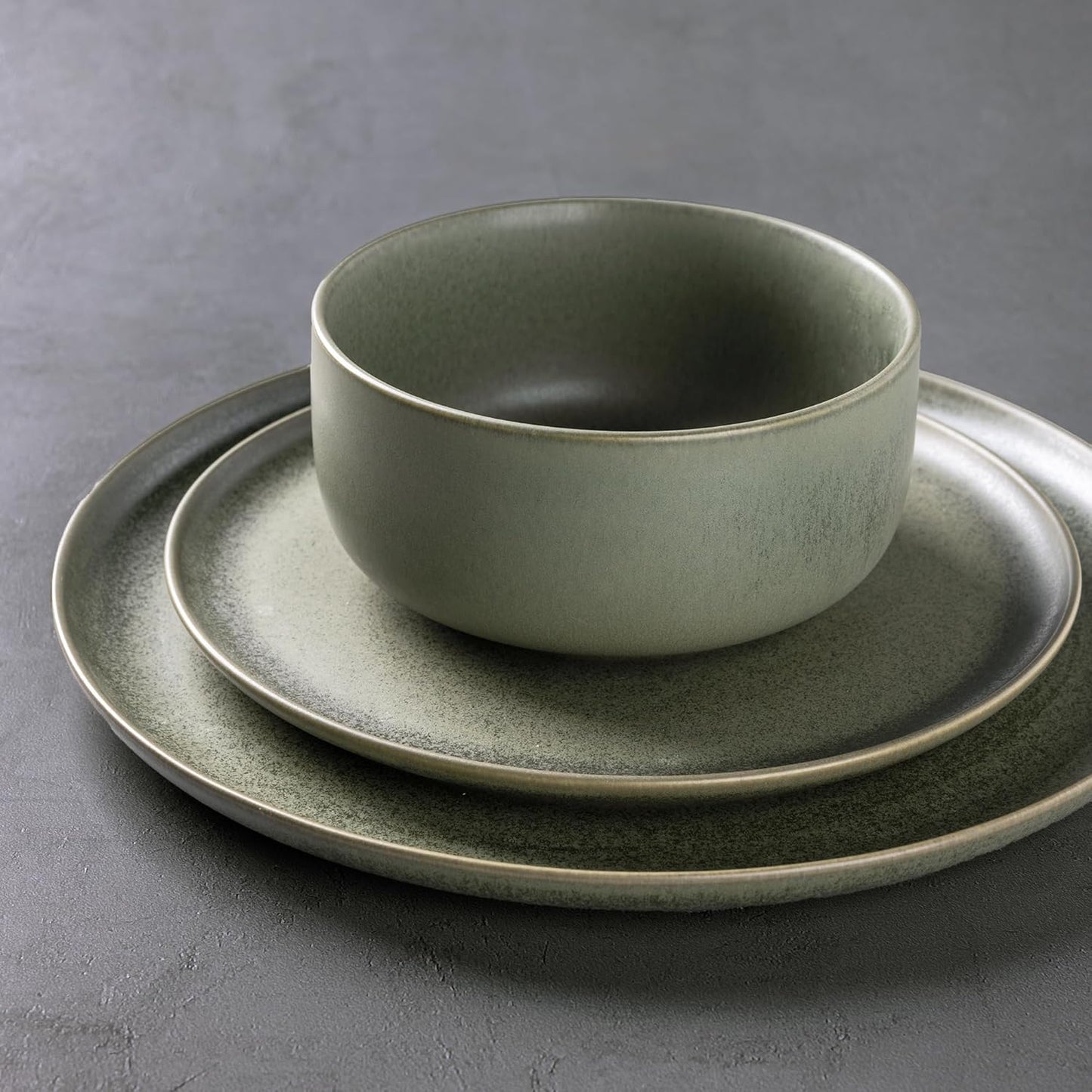 LERATIO Stoneware Dinnerware Sets for 4,Handcarft Ceramic Plates and Bowls Sets,Chip and Scratch Resistant Dishes, Dishwasher & Microwave Safe, Oven safe,Reactive Glaze-Green