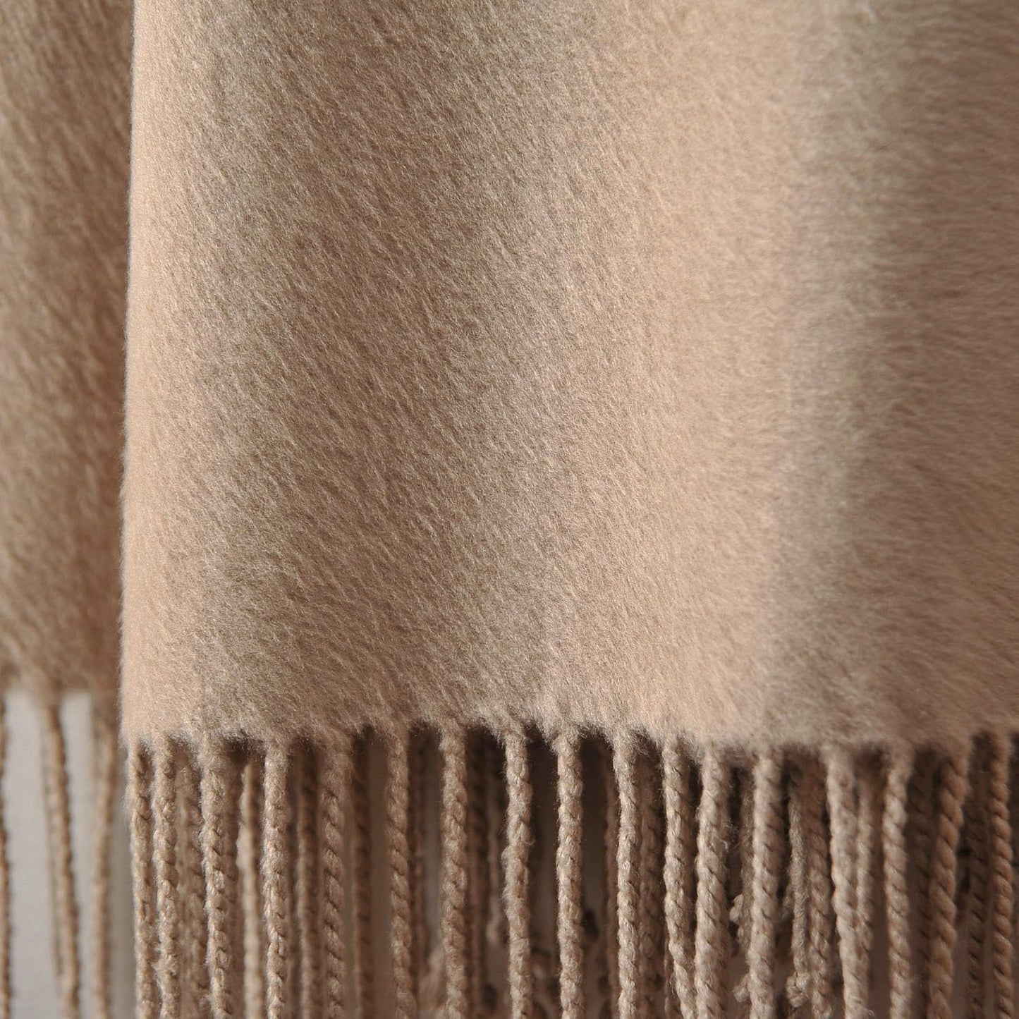 CUDDLE DREAMS Silk Throw Blanket with Hand-Knotted Fringe, Natural, Soft & Breathable (Taupe)