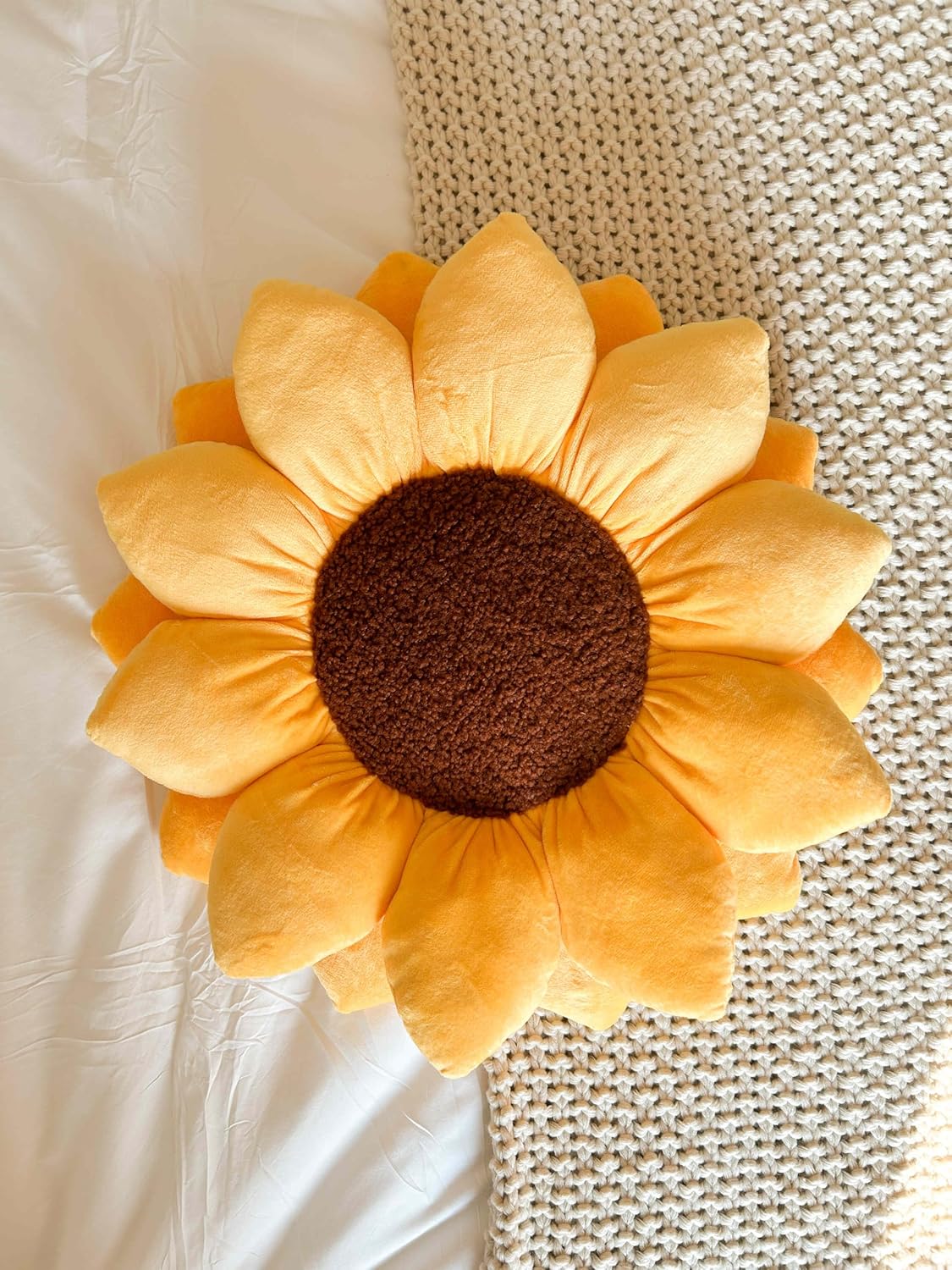 Green Philosophy Co. Flower Pillow, 3D Sunflower Shaped Decorative Throw Pillow - Soft Plush Cushion for Bed and Couch, Cute Boho & Cottagecore Home Decor Accent, Golden Yellow
