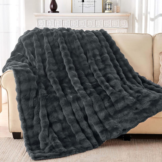 Luxury Faux Rabbit Fur Throw Blanket, Soft Bubble Fluffy Blanket Cozy Fuzzy Throw Blankets for Bed Sofa Couch, Decorative Thick Warm Plush Fuzzy Elegant Soft Mink Blanket (60" x 80", Grey)