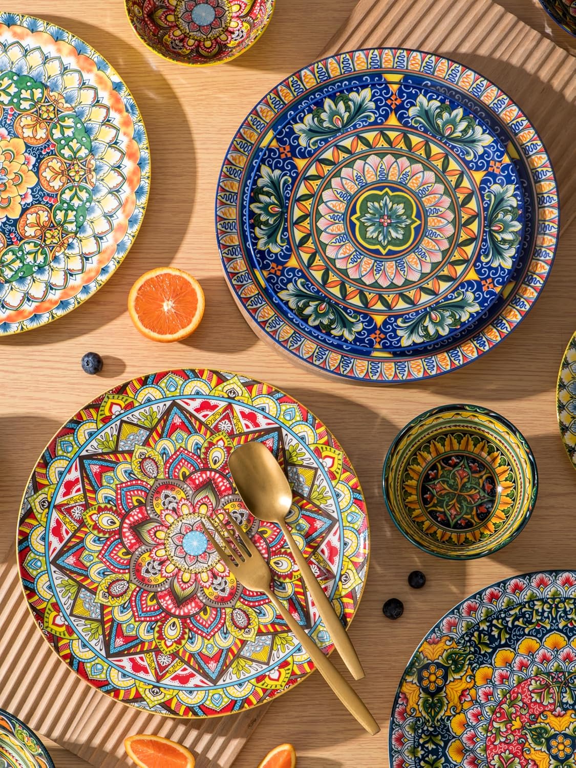 Henten Home Dinner Plates Set of 6, 10.5 Inch Porcelain Plate, Colorful Bohemian Serving Dishes for Kitchen, Pasta, Salad, Decorative, Microwave & Dishwasher Safe