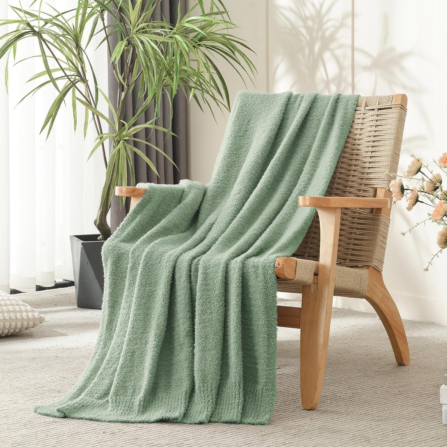 JOOJA Queen Size Throw Blanket for Bed - Super Soft, Comfy Cozy Knit Fuzzy Plush Fleece for Couch, Living Room, Sofa - Lightweight Gift for Women - 90 x 90 Inches, Sage