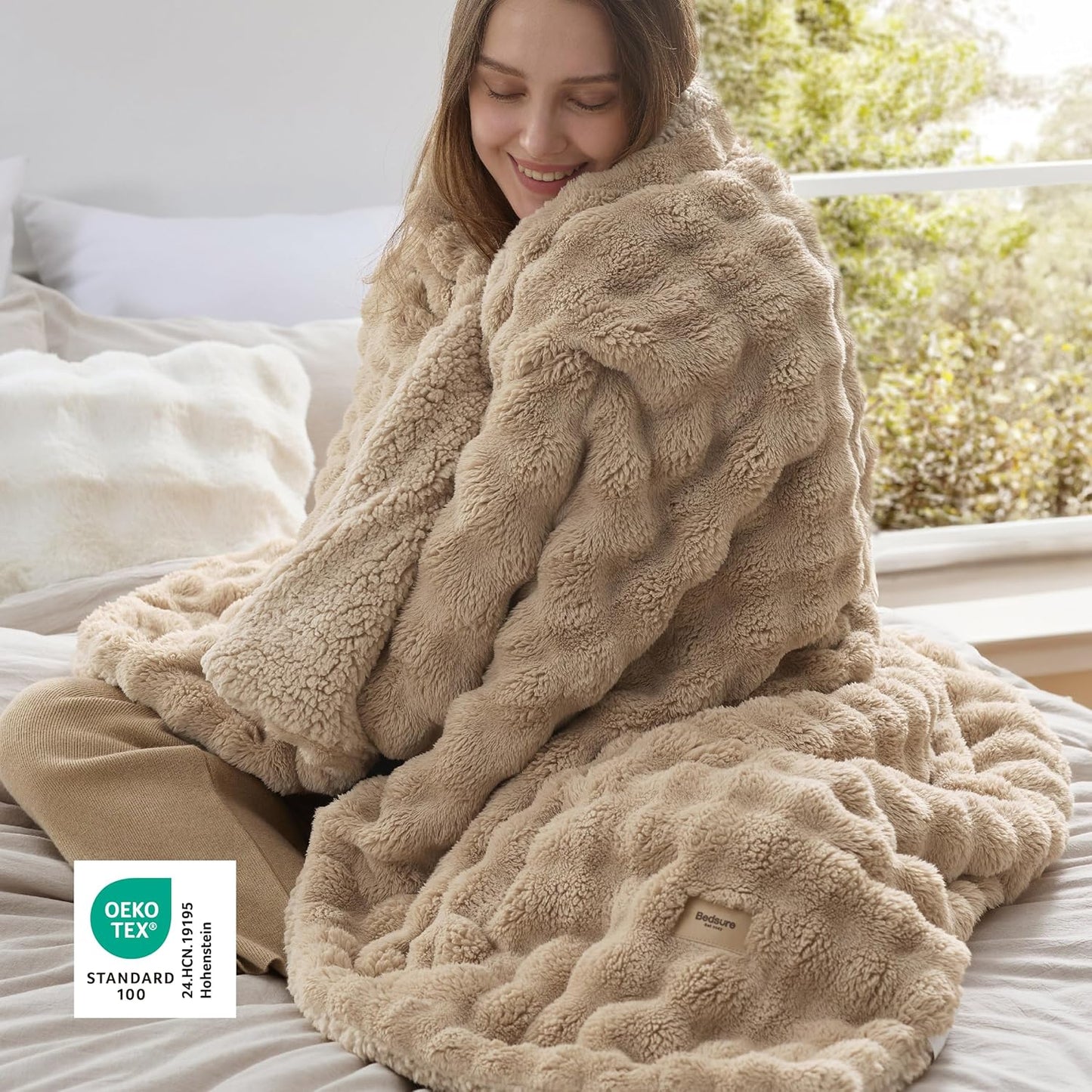 Bedsure Bubble Sherpa Throw Blanket for Couch - Fuzzy Fleece Thick Warm Blanket for Winter, GentleSoft Cozy Plush Throw Gift for Women, Room Decor, Beige, 50x60 Inches