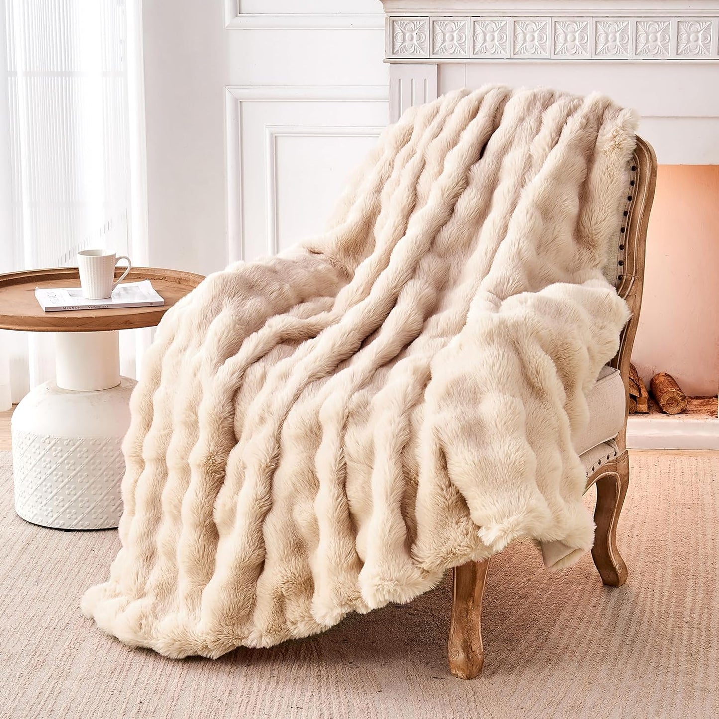 Luxury Faux Rabbit Fur Throw Blanket, Soft Bubble Fluffy Blanket Cozy Fuzzy Throw Blankets for Bed Sofa Couch, Decorative Thick Warm Plush Fuzzy Elegant Soft Mink Blanket (60" x 80", Brown)
