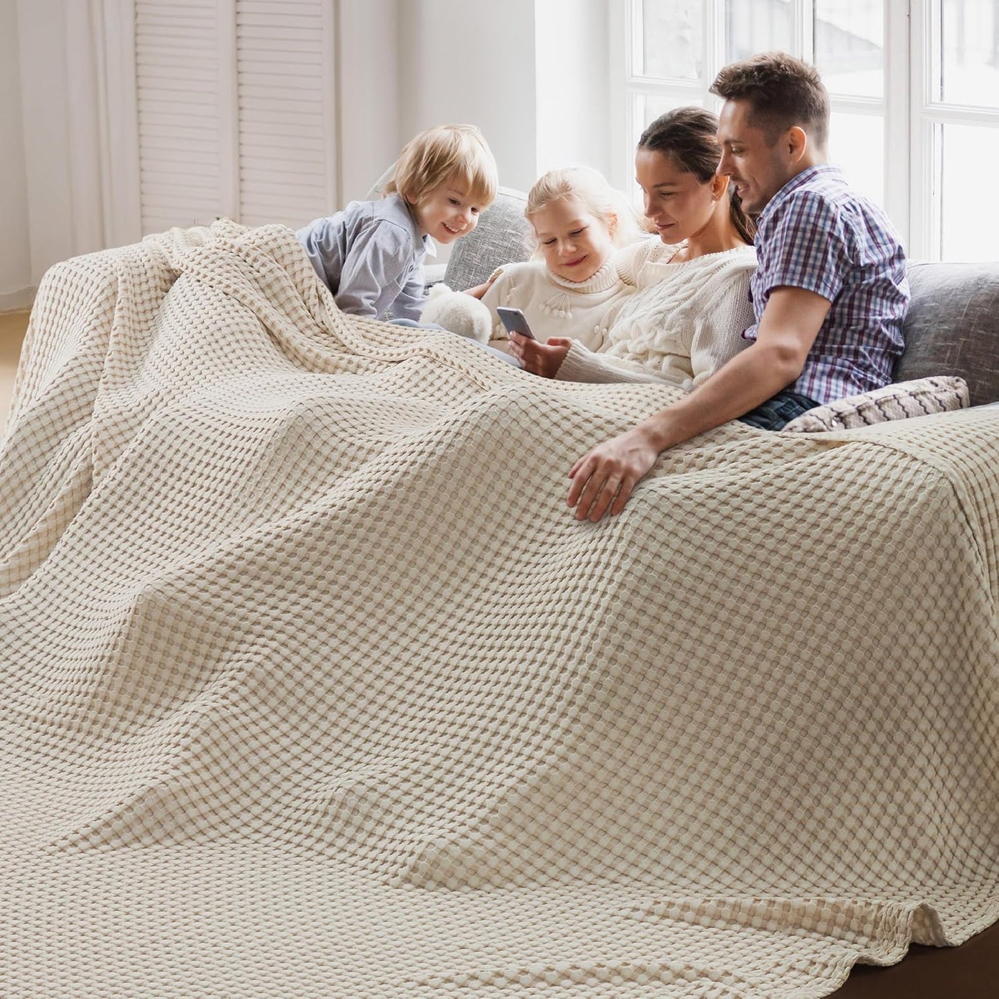 Bedsure Cooling Cotton Waffle Oversized King Blanket - Lightweight Breathable Blanket of Rayon Derived from Bamboo for Hot Sleepers, Light Beige, 120x96 Inches