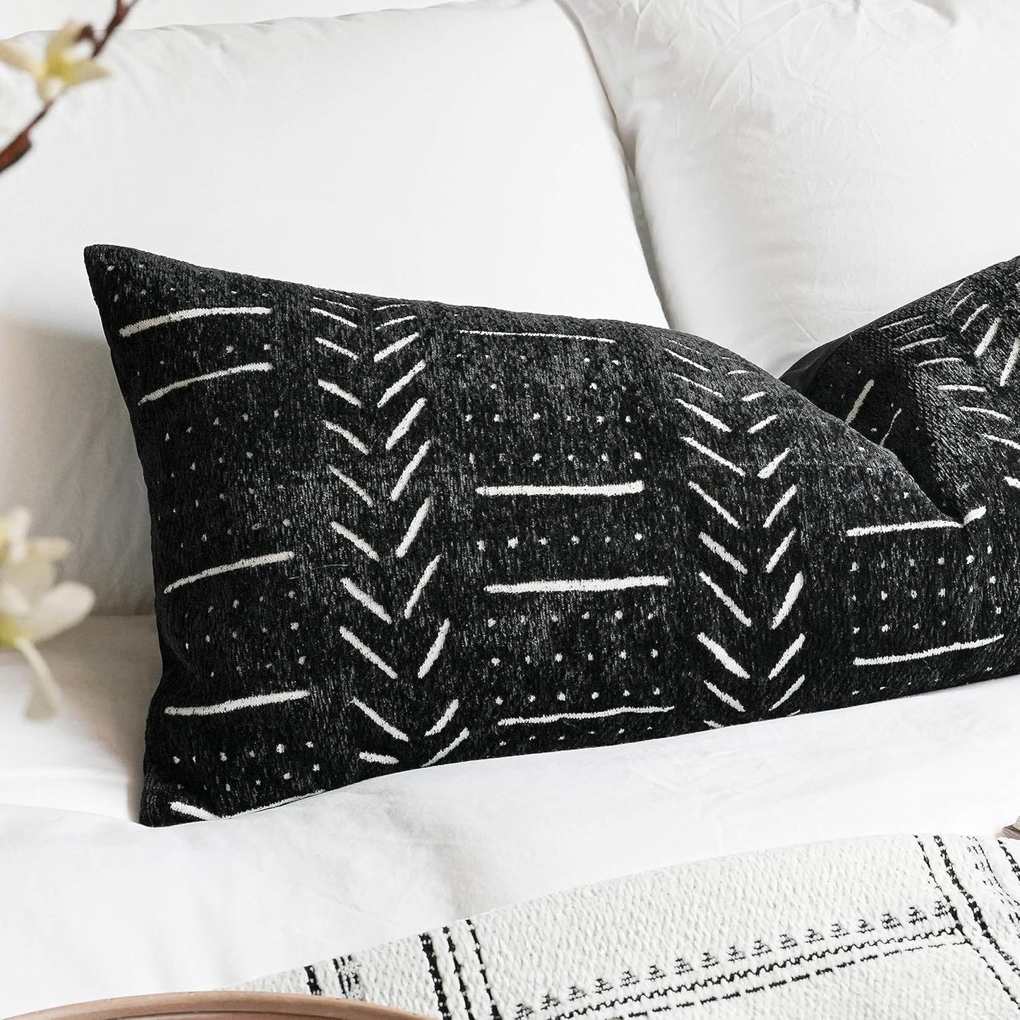 BLISSBLUSH Black Decorative Lumbar Pillow Cover 14X36, Boho Lumbar Throw Pillow For Bed, Long Decorative Pillow Case, Modern Accent Throw Pillow, 14 x 36 Textured Lumbar Pillow Decorative (COVER ONLY)