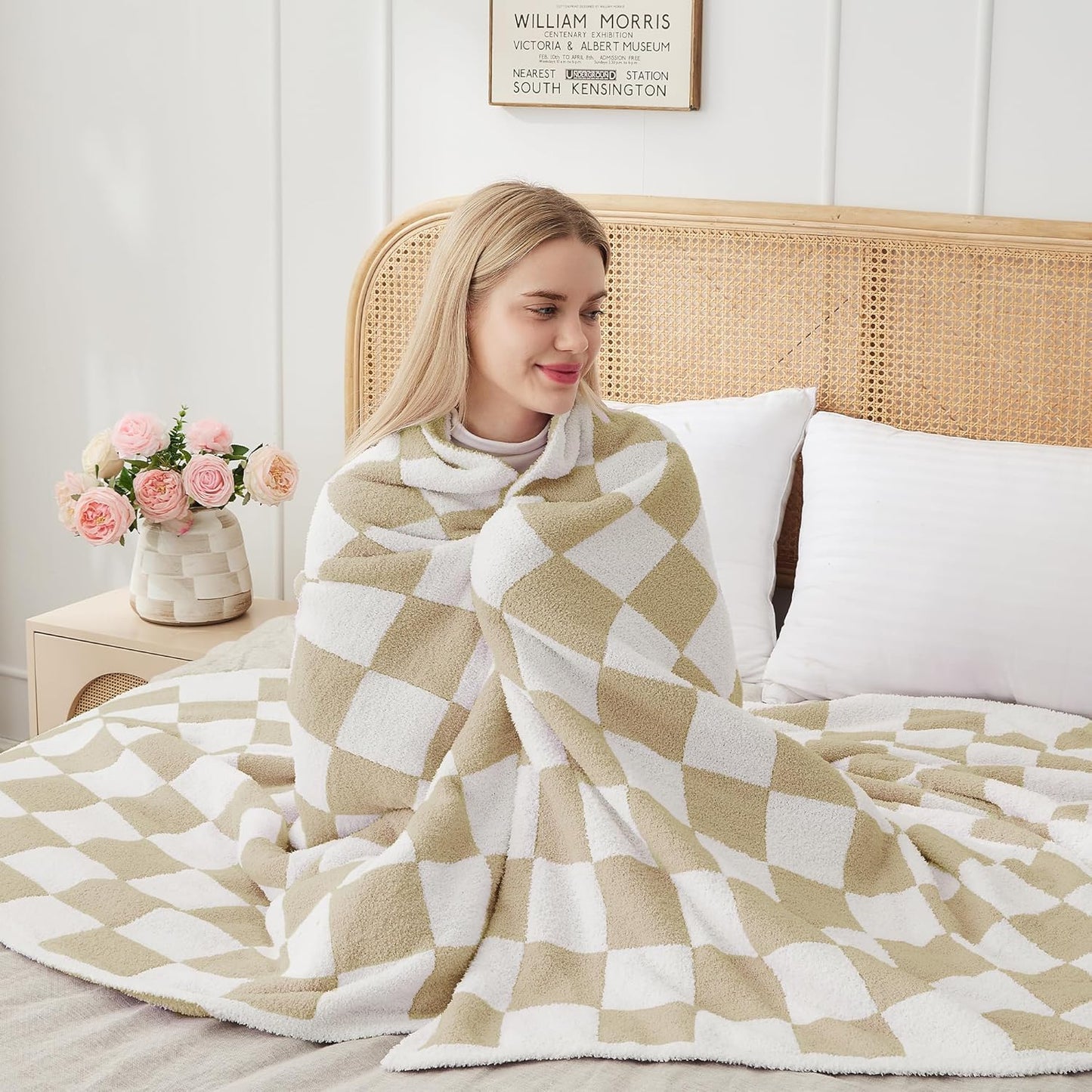 JOOJA Soft Cozy Checkerboard Beige Knit Throw Blanket for Couch Plaid Checkered 60x80 in