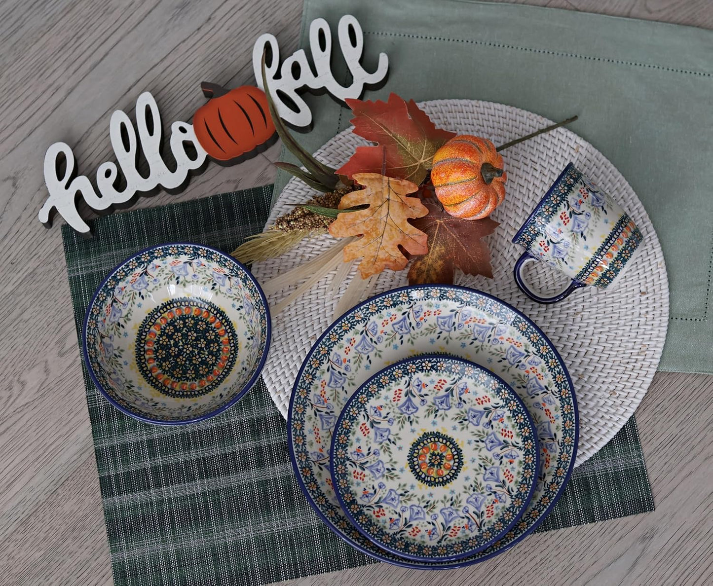 Blue Rose Polish Pottery - Green Periwinkle Dessert Plate - 7" Diameter - Beautiful Plate for Cake, Appetizers, or Snacks