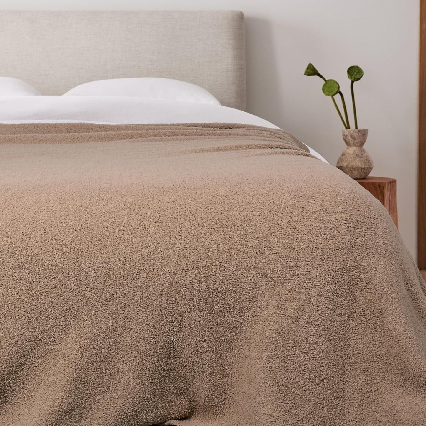 JOOJA Cream White Blanket Warm Queen Size Fuzzy Knitted Blanket, Oversized Luxury Bed Blankets, Soft Queen Blanket for Bed, Lightweight Plush Blanket Queen Size for Cozy Nights (Dusty Rose, 90x90)