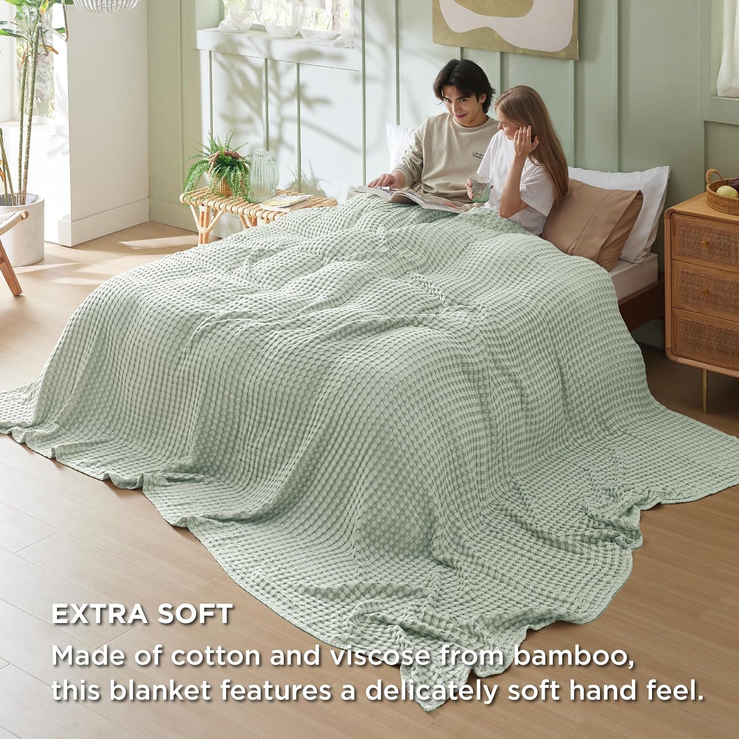 Bedsure Cooling Cotton Waffle Oversized King Blanket - Lightweight Breathable Blankets Rayon Derived from Bamboo for Hot Sleepers, Luxury Throws for Bed and Sofa, Mint Green, 120x96 Inches