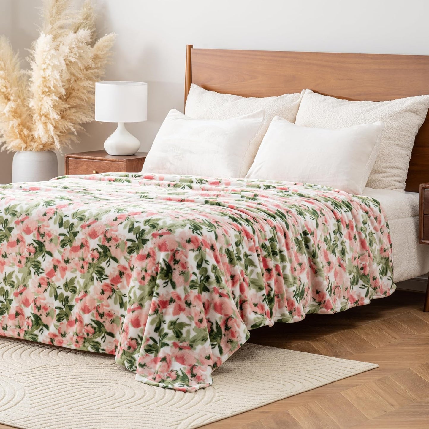 Luxury Printed Fleece Warm Blanket, Soft Lightweight Velvety Plush Throw for Couch and Bed, Cozy Comfy for All Seasons(Ivory Pink Flowers, 90×90 Inches)