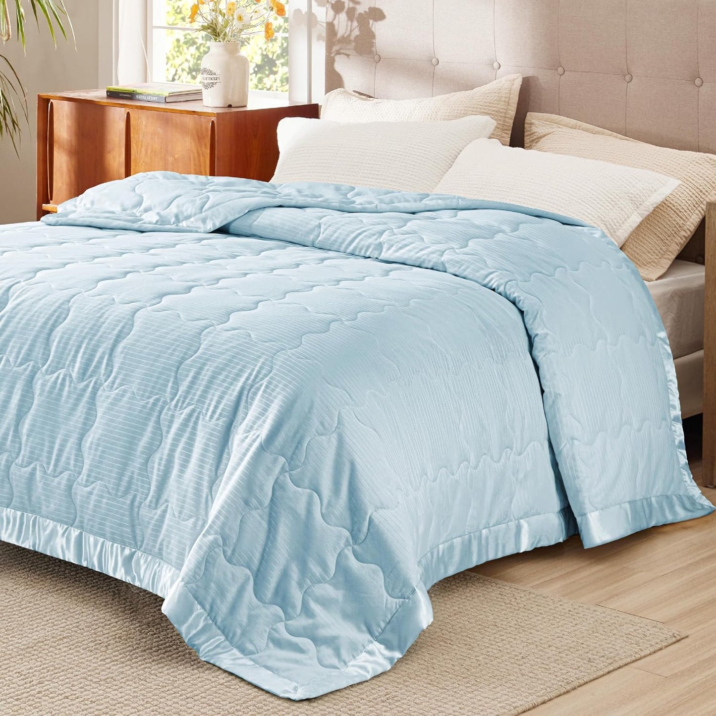 Bedsure Lightweight Blanket for Summer King Size - Down Alternative Blanket with Satin Trim for Bed, Light Summer Throw Blue, 108x90 Inches