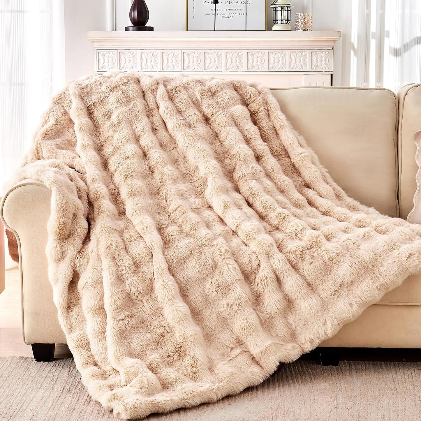 Luxury Faux Rabbit Fur Throw Blanket, Soft Bubble Fluffy Blanket Cozy Fuzzy Throw Blankets for Bed Sofa Couch, Decorative Thick Warm Plush Fuzzy Elegant Soft Mink Blanket (60" x 80", Brown)