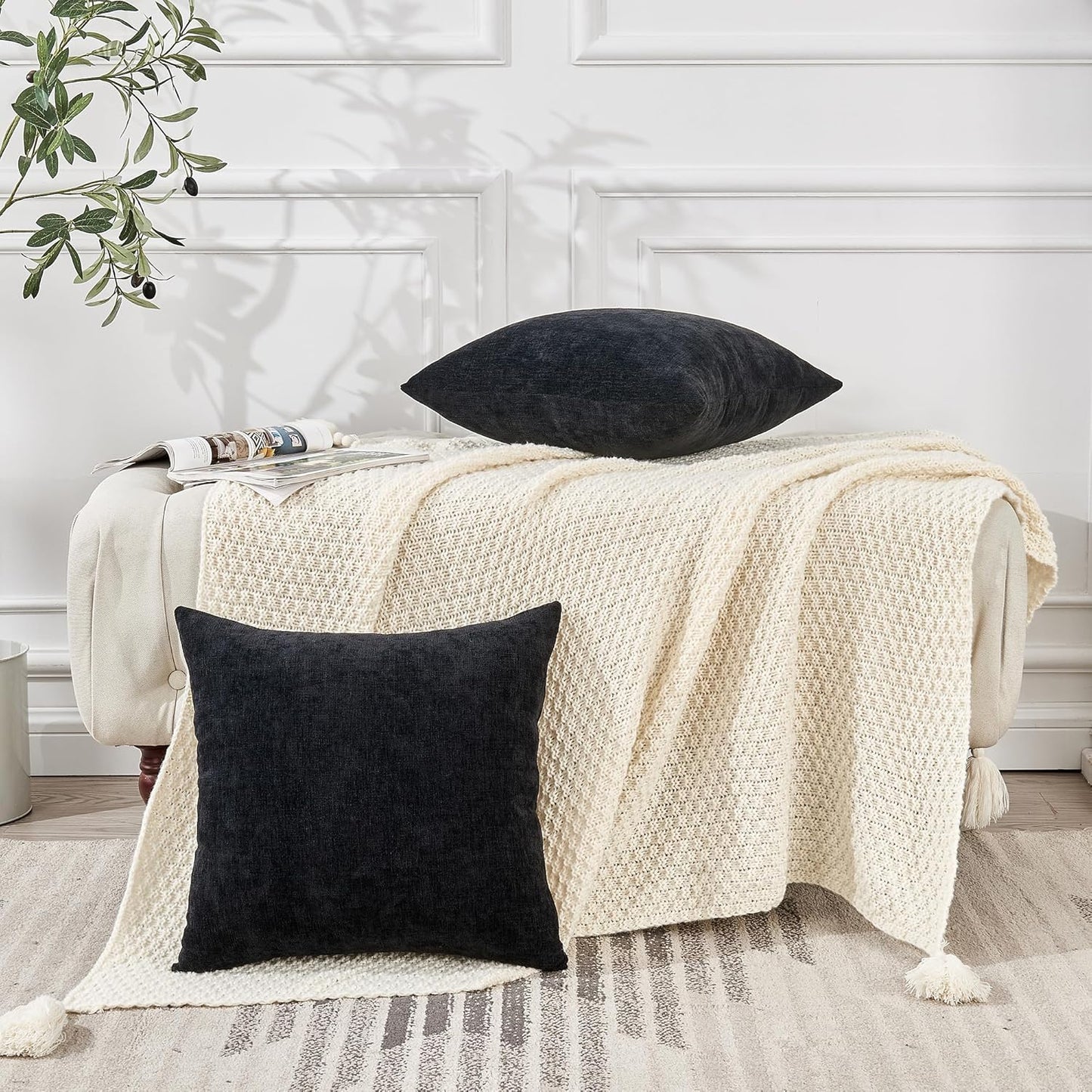 GAWAMAY Decorative Throw Pillow Covers 16x16 Inch Set of 2, Super Soft Chenille Pillows Farmhouse Fall Square Pillowcase for Living Room Bedroom Sofa Couch Cushion Cover Black 40x40cm (No Insert)