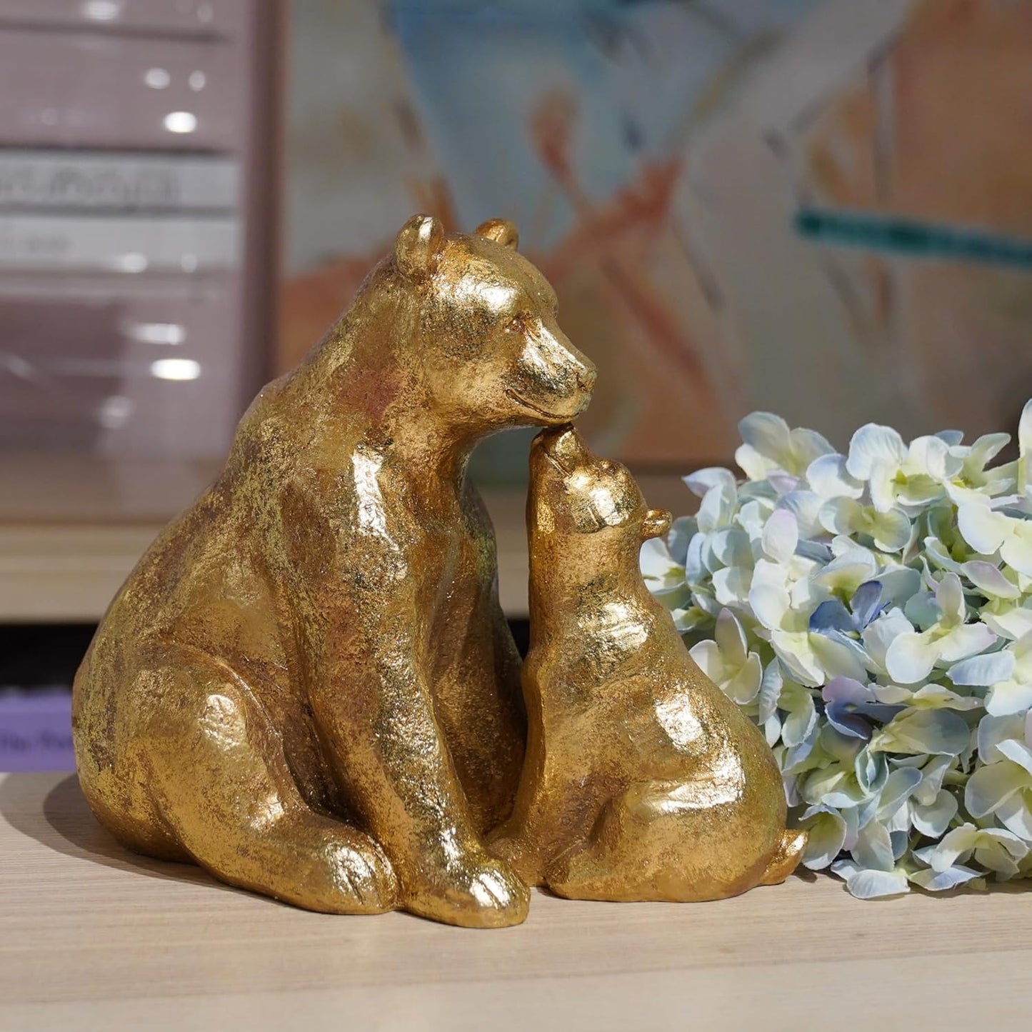 Guichifun Kissing Bear Statues Collectible Figurines - Resin Gold Mother and Baby Bear Statues for Home Decor Modern for Livingroom Bedroom for Mother 8 x 4 x 6.5 Inch