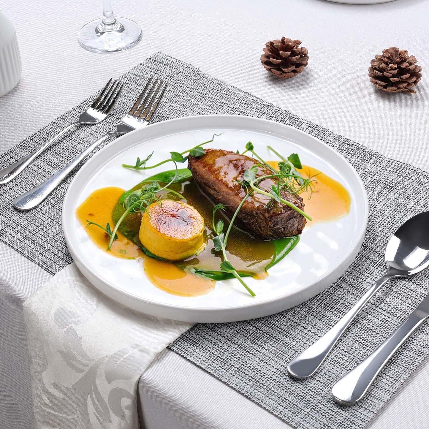 LIANYU Dinner Plates Set of 6, 7.9 Inch Large Ceramic Dessert Plate for Kitchen, Porcelain Serving Dishes for Salad Appetizer Cake Bread, Scratch Resistant, Microwave & Dishwasher Safe, Polar White